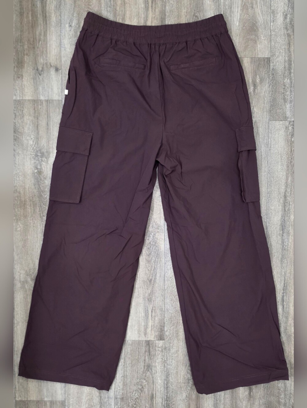 Women's Fabletics Heights Cargo Pant-Size XL - Picture 7 of 7